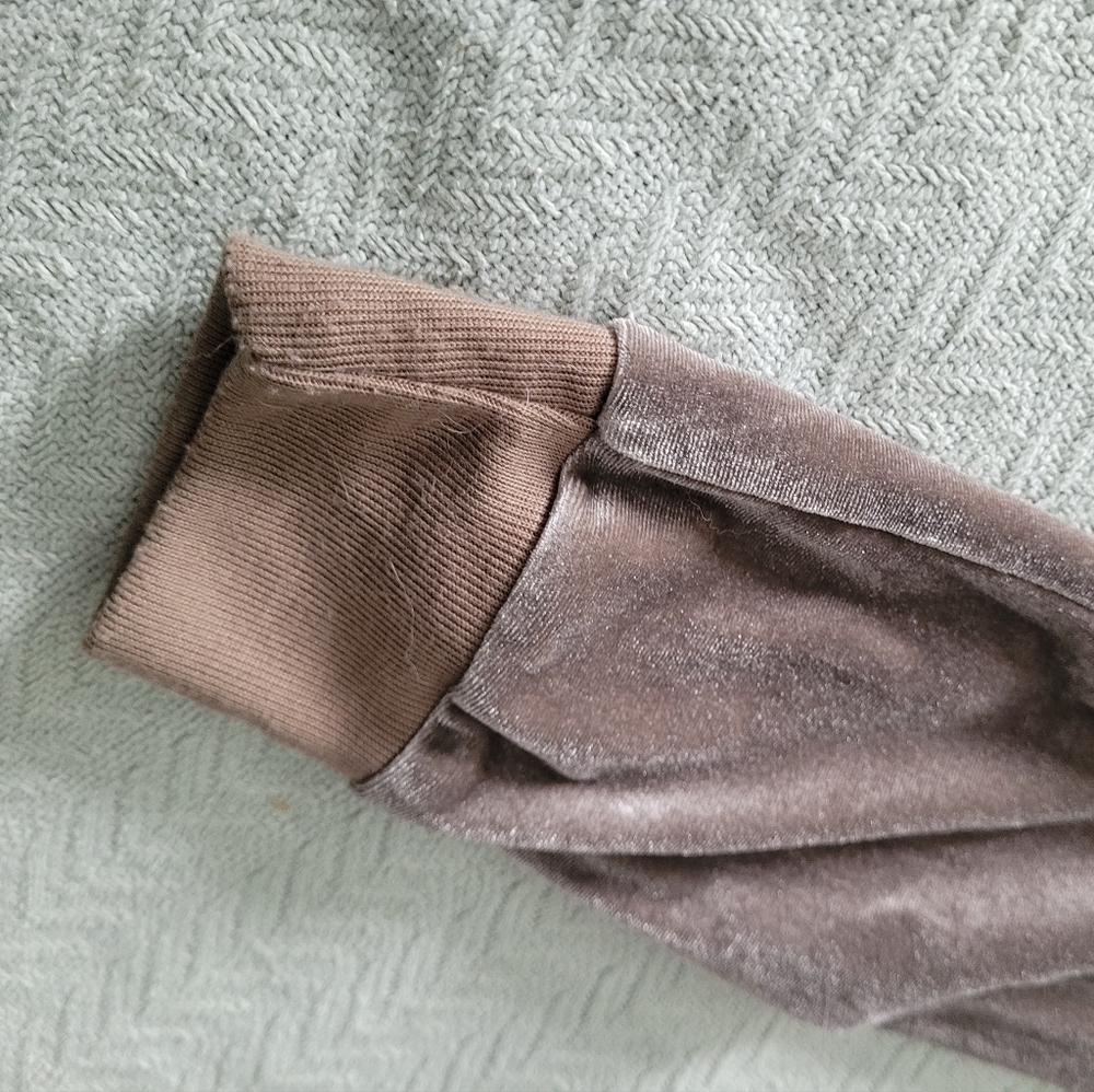 Taupe bomber - Picture 7 of 7